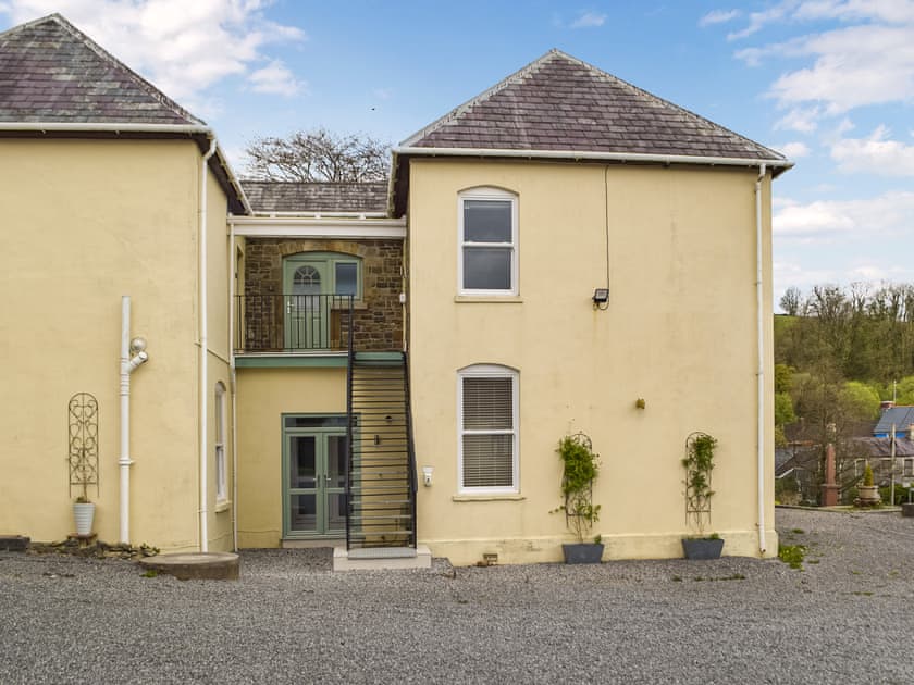 Exterior | Shiloh - Sannan Court, Llanfynydd