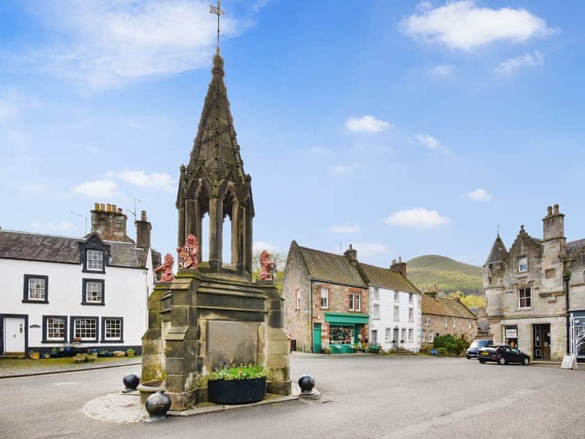 Surrounding area | Moncrieff House, Falkland