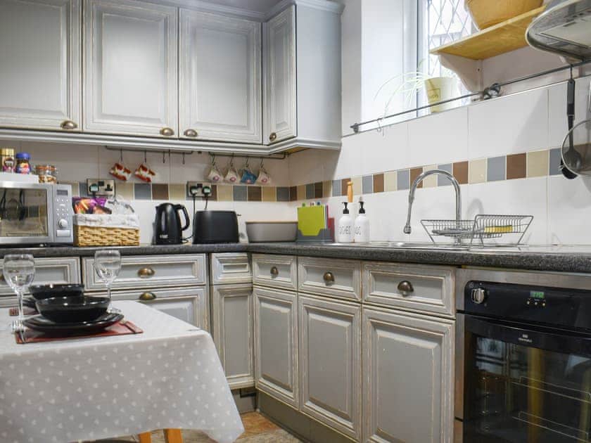 Kitchen/diner | Hebble Row Cottage, Oakworth