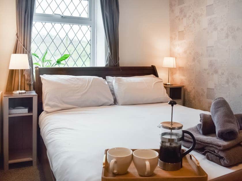 Double bedroom | Hebble Row Cottage, Oakworth