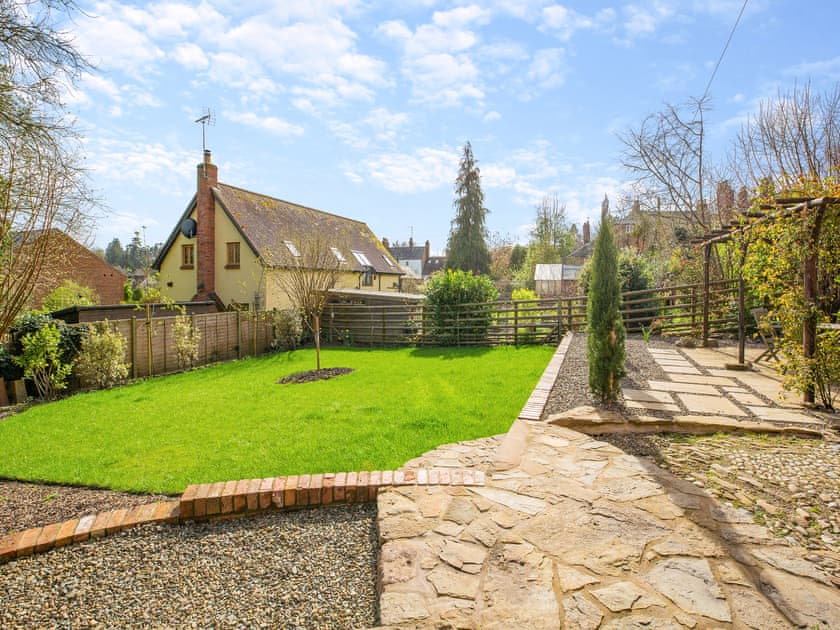 Sitting-out-area | The Haven, Ludlow