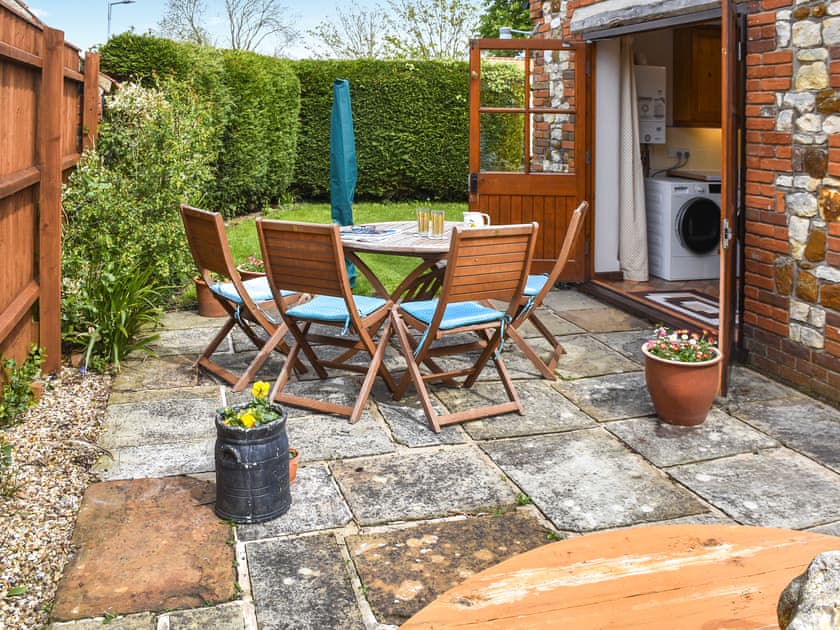 Outdoor eating area | The Roost, Holme-next-the-sea, near Hunstanton