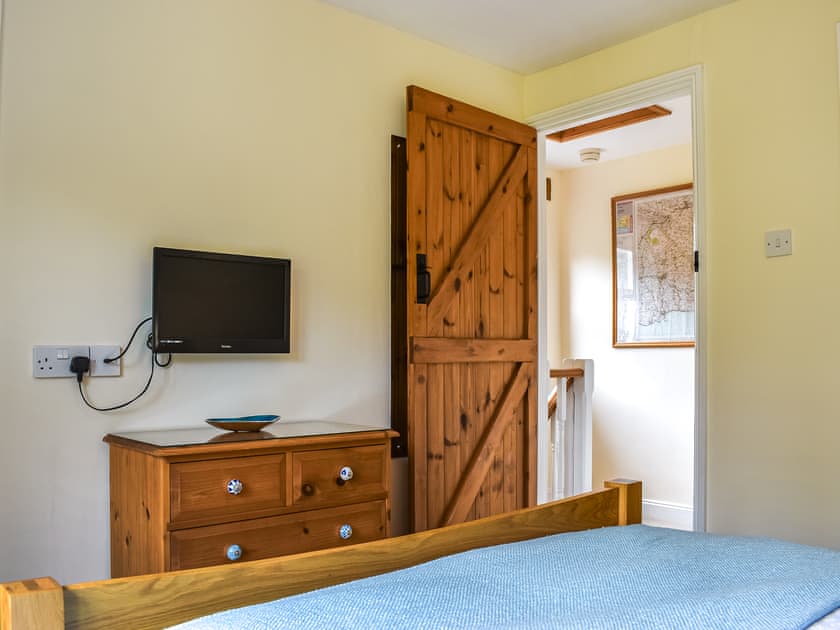 Double bedroom | Lower Axford Cottage, Callington