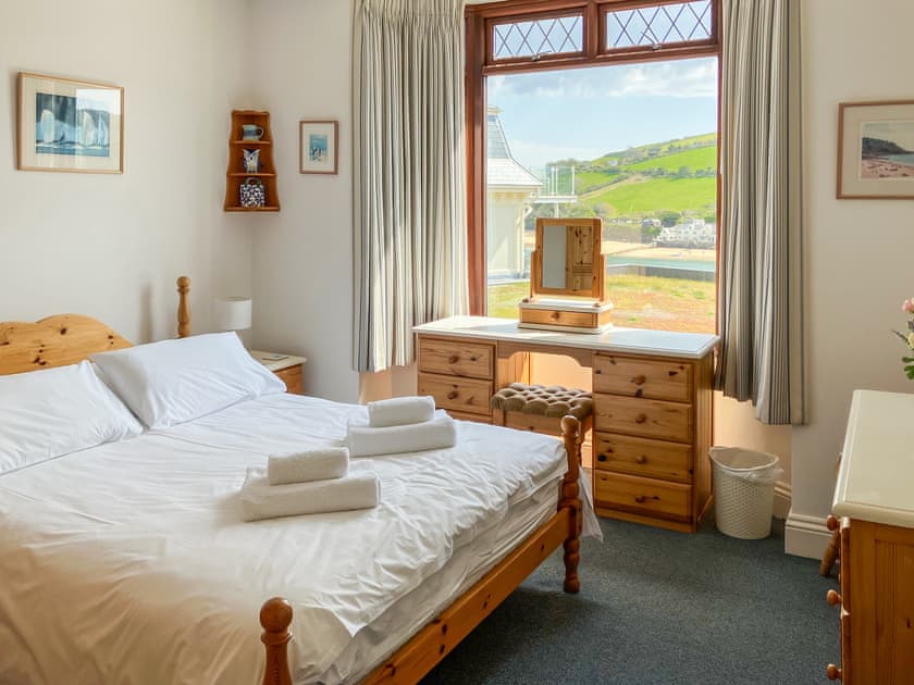 Double bedroom | Marine Mews, Salcombe