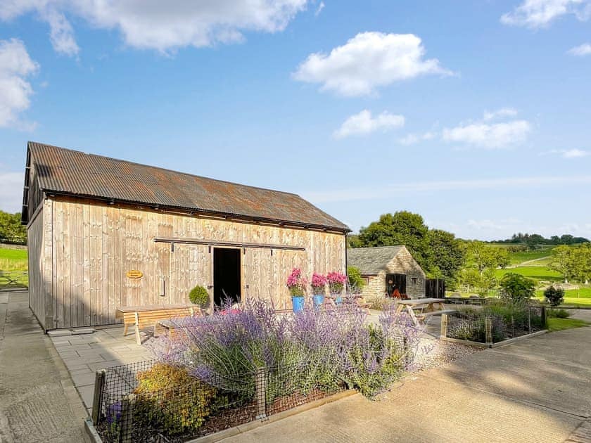 Outdoor area | Fieldgate Farm Estate- Fieldgate House - Fieldgate Farm Estate, Bampton Grange, near Great Strickland