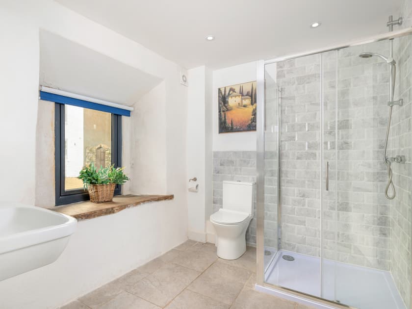 Bathroom | Fieldgate Farm Estate- Fieldgate Barn - Fieldgate Farm Estate, Bampton Grange, near Great Strickland