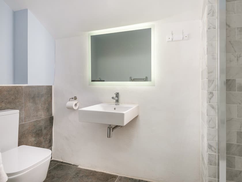Bathroom | Fieldgate Farm Estate- Fieldgate Barn - Fieldgate Farm Estate, Bampton Grange, near Great Strickland