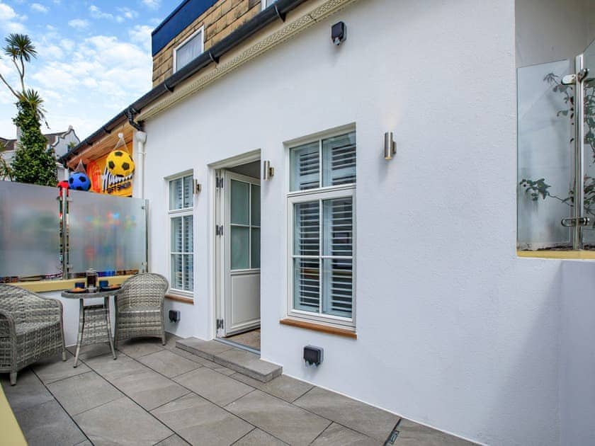 Exterior | Belgrave Sands Apartment, Torquay Seafront