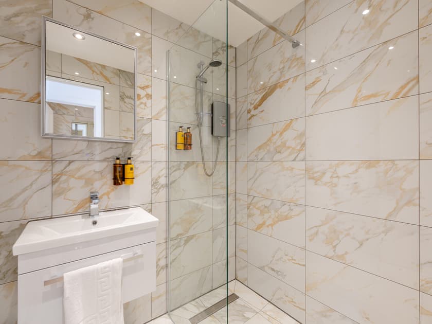 Shower room | Belgrave Sands Apartment, Torquay Seafront