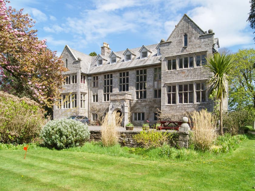 Onsite manor house  | Halcyon’s Rest, St. Tudy, near Bodmin