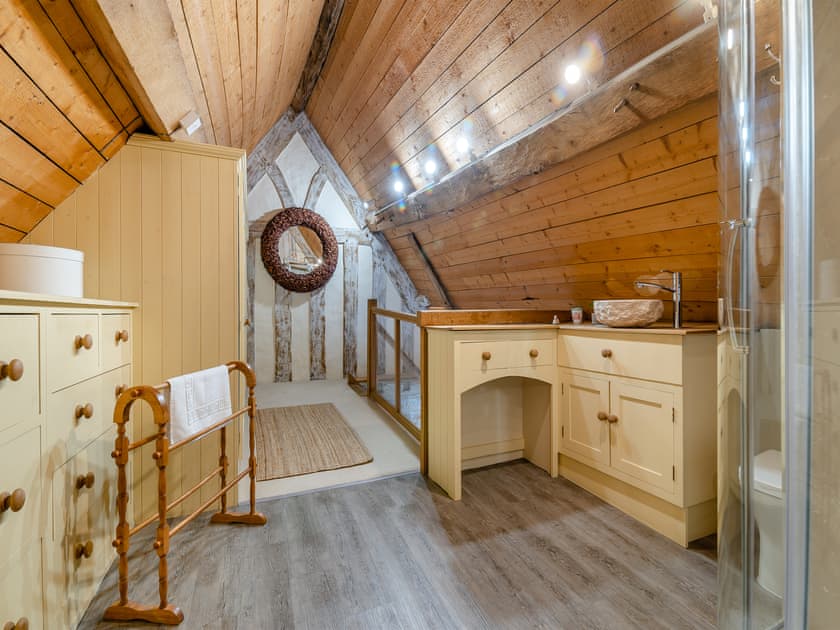 Bathroom | The Manor House - White Birch Manor Getaways, Awre, near Westbury-on-Severn