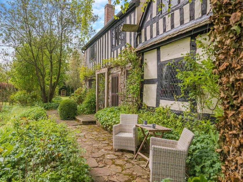Exterior | The Manor House - White Birch Manor Getaways, Awre, near Westbury-on-Severn