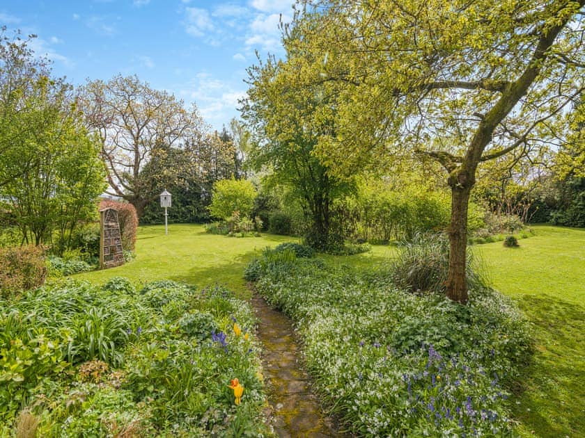 Exterior | The Manor House - White Birch Manor Getaways, Awre, near Westbury-on-Severn