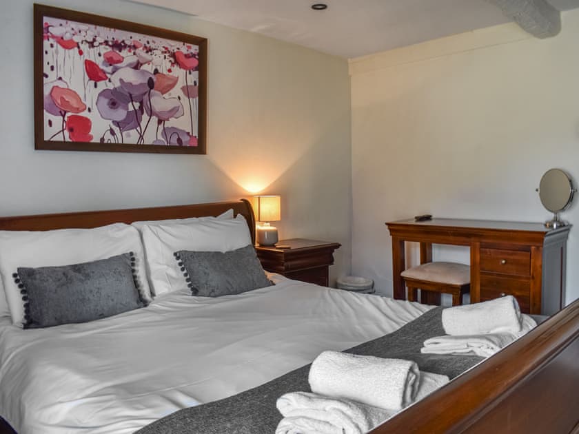 Double bedroom | Box Tree Farmhouse - Box Tree Escapes, Kirkby Lonsdale