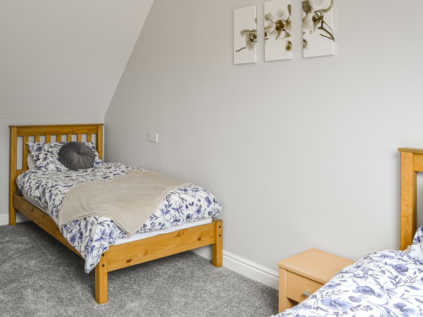 Twin bedroom | Garden Cottage, Driffield