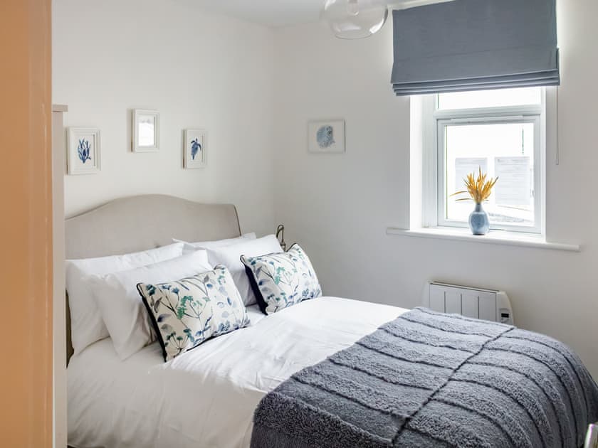 Double bedroom | Flag Cottage, Sandyhills