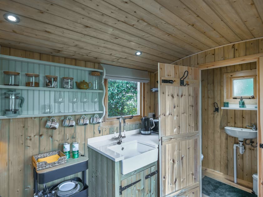 Open plan living space | The Cygnet at The Swan Inn, Craven Arms
