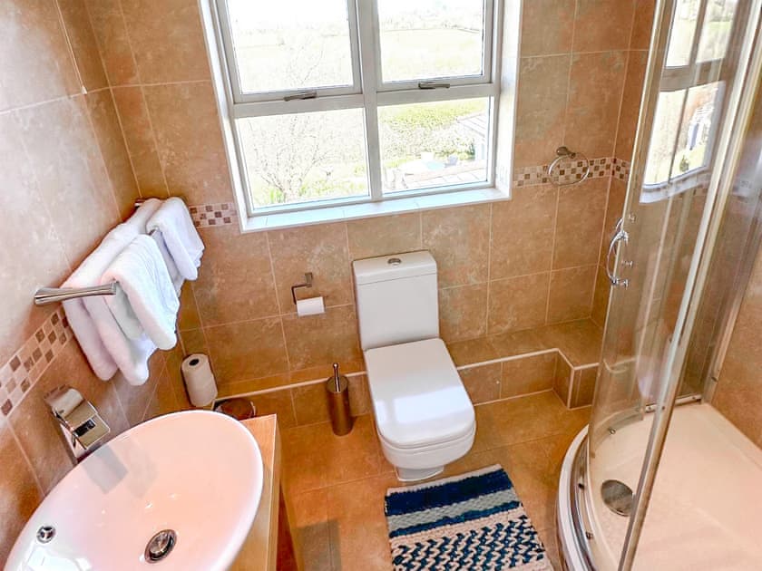 Bathroom | Lower Axford Cottage, Callington