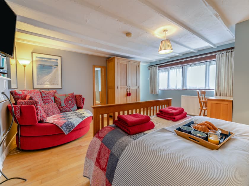 Double bedroom | Riverside Barn, Newquay