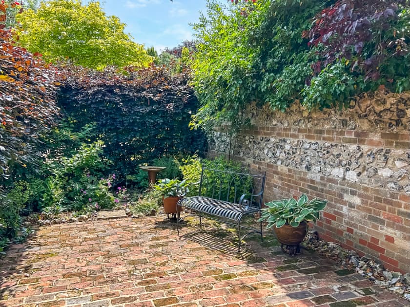 The Sitting Out Area in Summer  | Knighton Mill Dairy, Broad Chalke