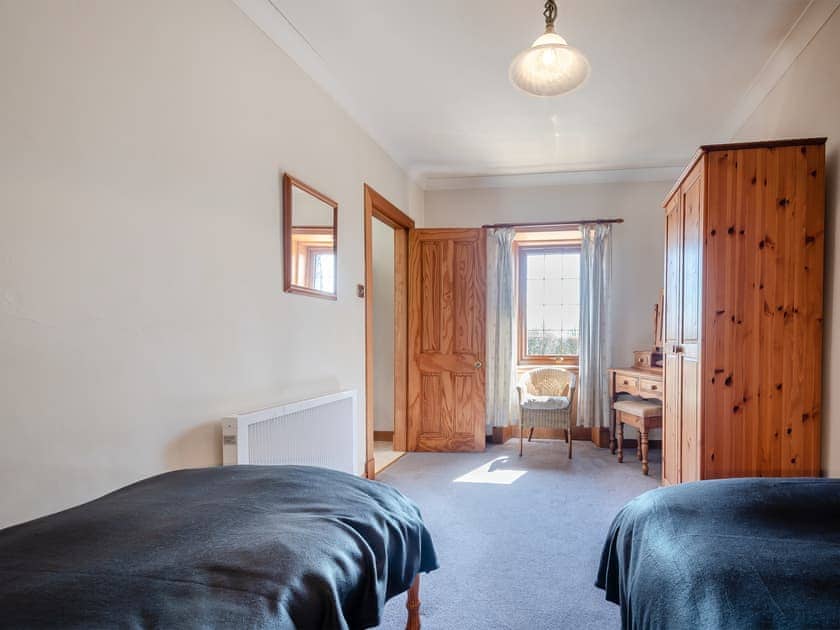 Twin bedroom | Kilbride Cottage - Shannochie Cottages, Shannochie