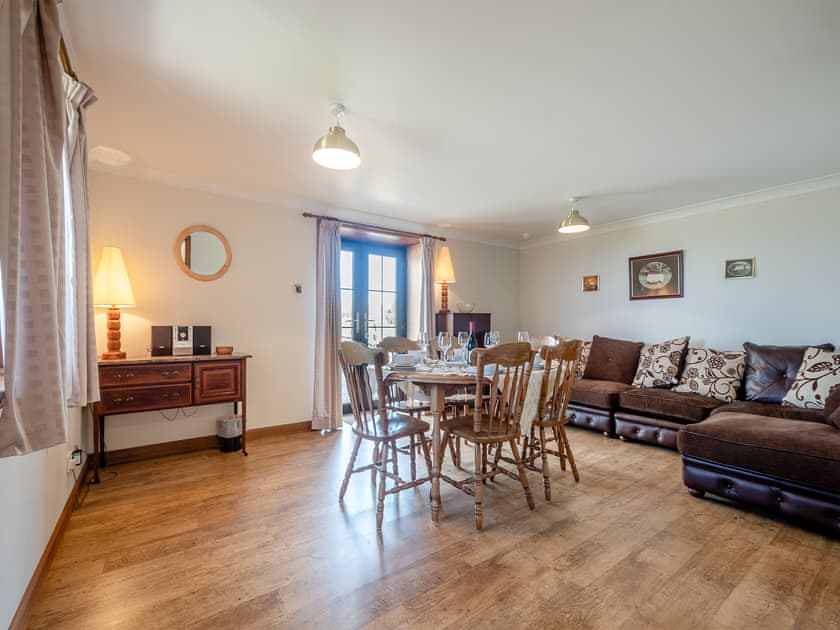 Dining room | Barnstable - Shannochie Cottages, Shannochie