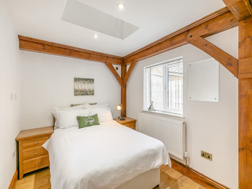Double bedroom | The Lodge, Gloucester