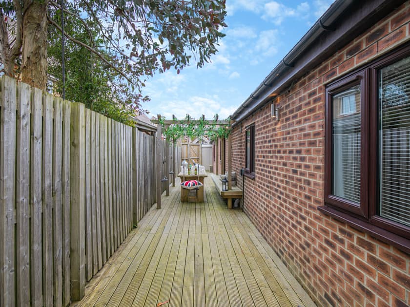 Sitting-out-area | The Lodge, Gloucester