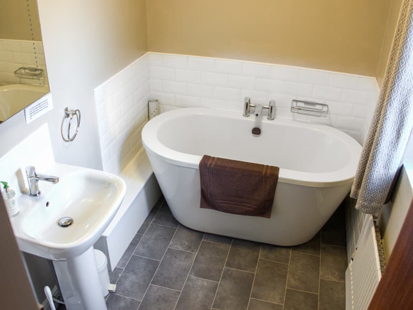 Bathroom | Littondale, Litton, near Kettlewell
