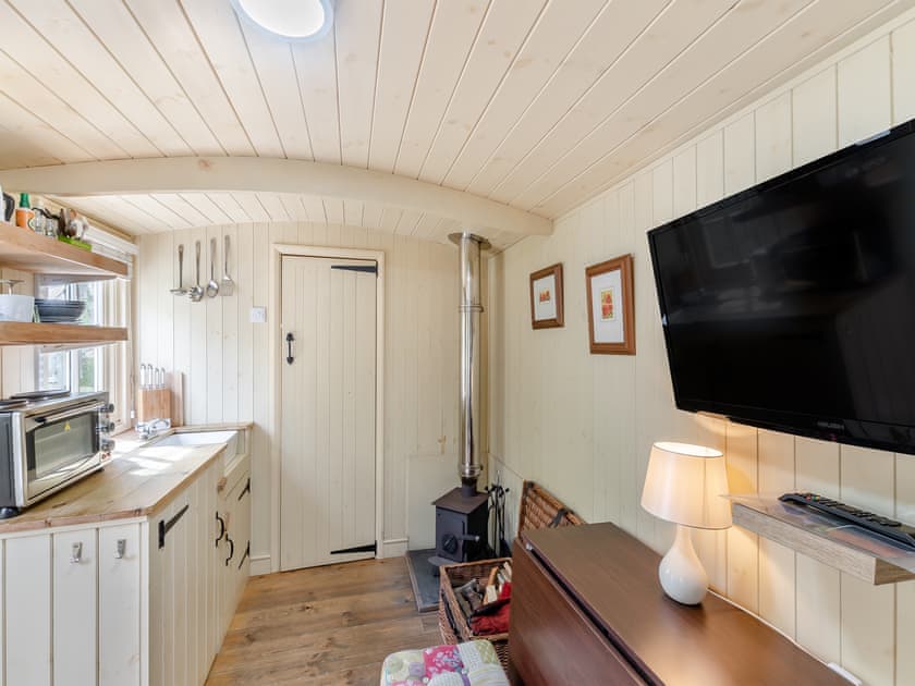 Open plan living space | Joseph’s Hide - Inglenook, Haltwhistle