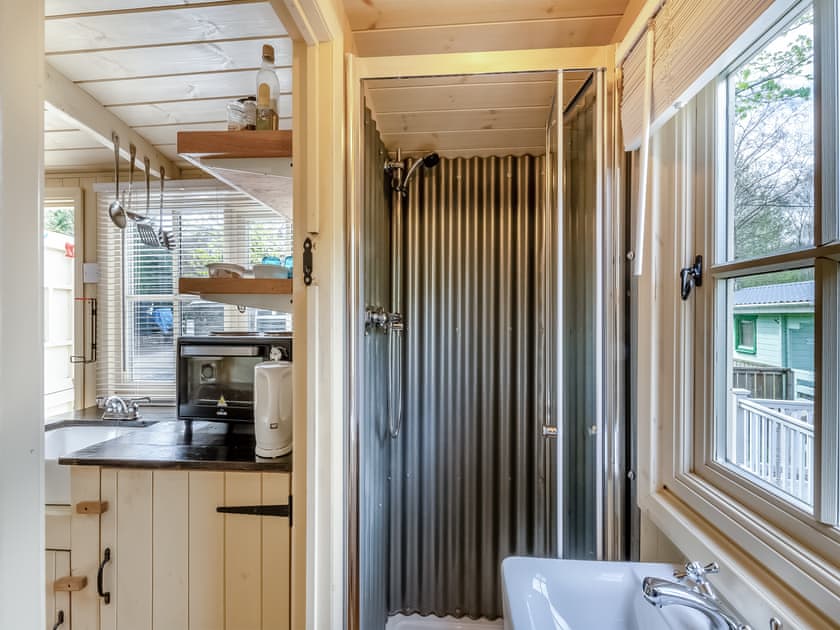 Bathroom | William’s Hide - Inglenook, Haltwhistle