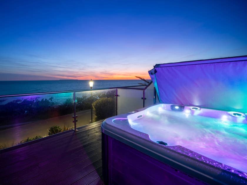 Hot tub | 1 Little Beach, Woolacombe