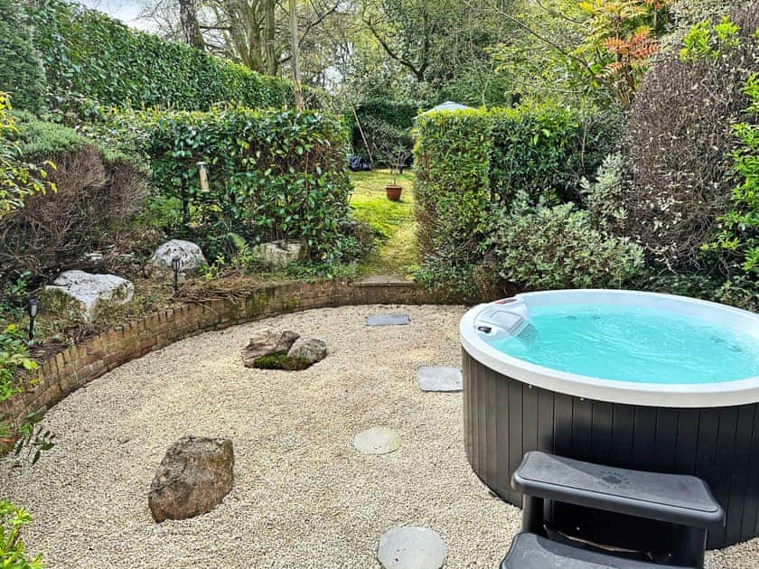 Hot tub | The Wabi-Sabi Sanctuary, Churt, near Farnham