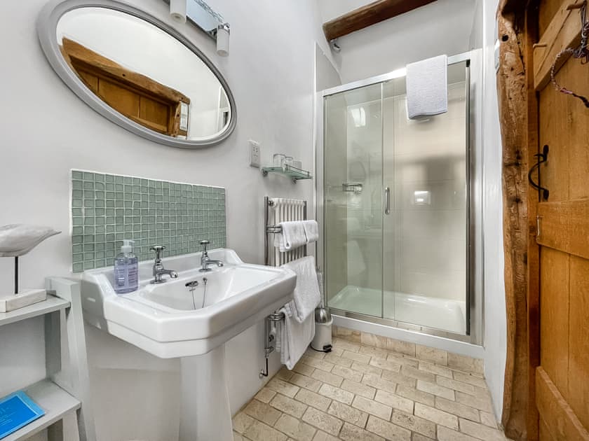 Bathroom | Meadow Barn, Pennerley, Minsterley