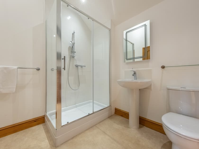 Shower room | The Great South Barn - Hall Farm Barns, Gimingham, near Mundesley