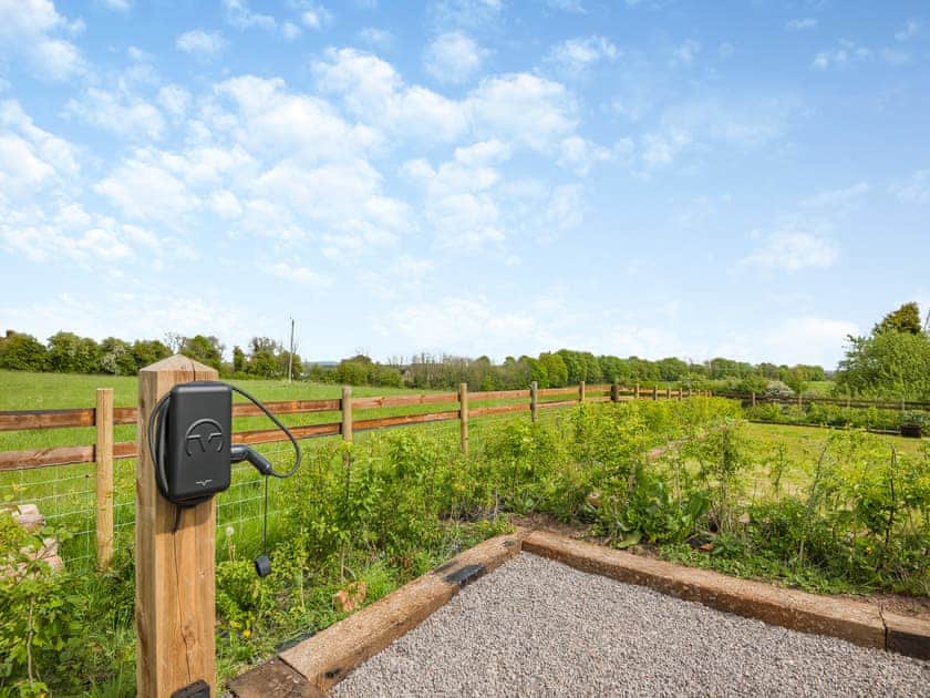 Parking | Grooms Cottage, Westbury-on-Severn