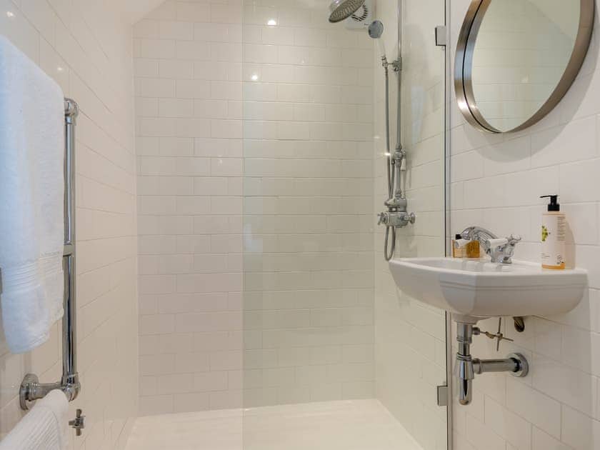 Bathroom | Stable Cottage, Great Ryburgh, near Fakenham