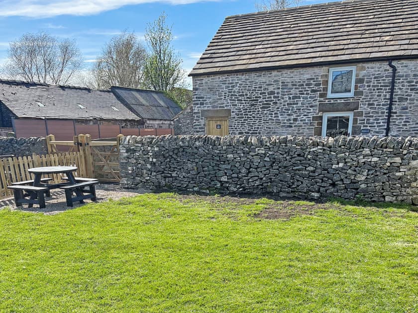 Garden | Middlecroft - Hammerton Hall, Litton, near Buxton