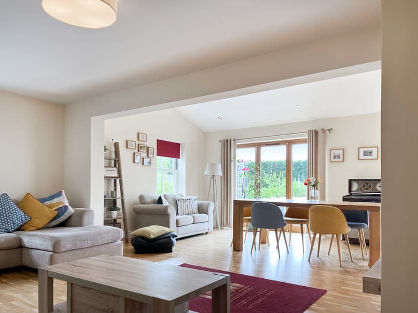 Open plan living space | The Willows, Teversal