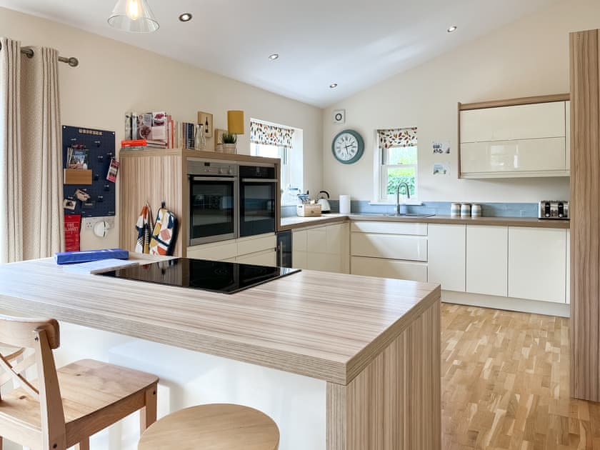 Kitchen area | The Willows, Teversal