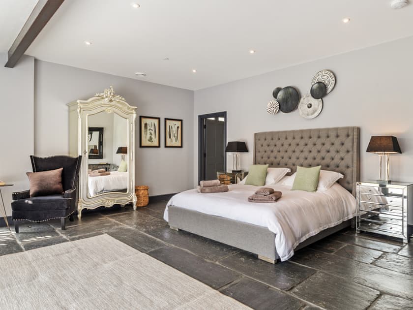 Double bedroom | The Courtyard - Glaneirw Estate, Tanygroes, near Llangrannog