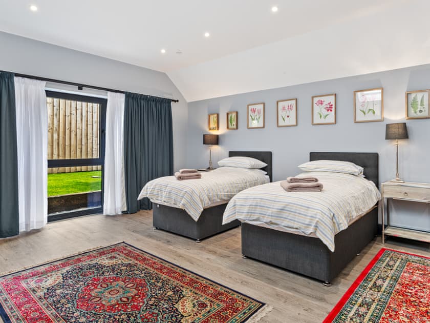 Twin bedroom | The Courtyard - Glaneirw Estate, Tanygroes, near Llangrannog
