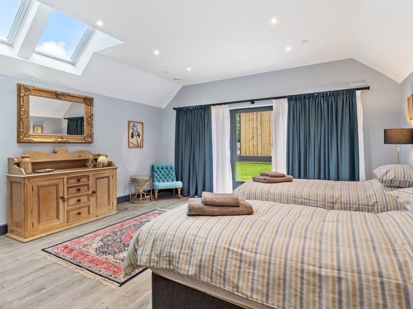 Twin bedroom | The Courtyard - Glaneirw Estate, Tanygroes, near Llangrannog