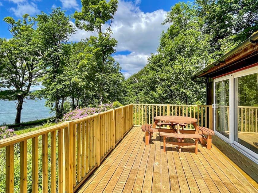 Sitting-out-area | Musselshell Lodge, Otter Ferry, near Tighnabruaich 