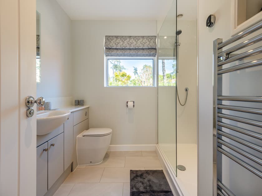 Bathroom | Gorse Hill, Boldre