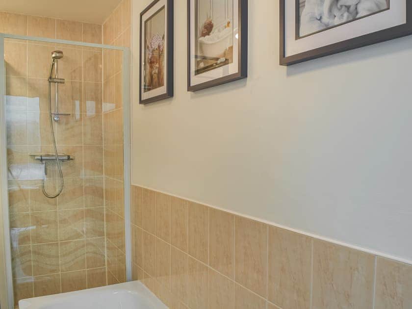 Bathroom | Riverview, Bridge of Allan