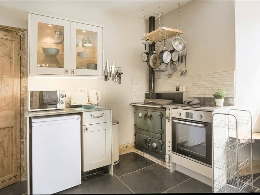 Kitchen | South Wing, Kingsbridge