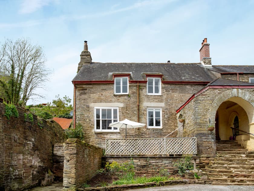 Exterior | South Wing, Kingsbridge