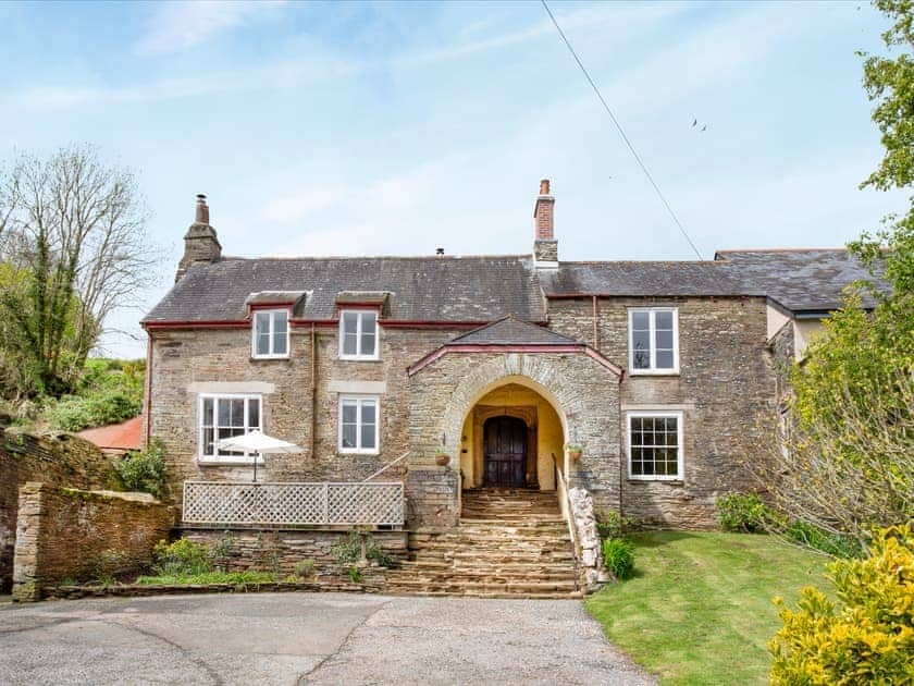 Exterior | South Wing, Kingsbridge