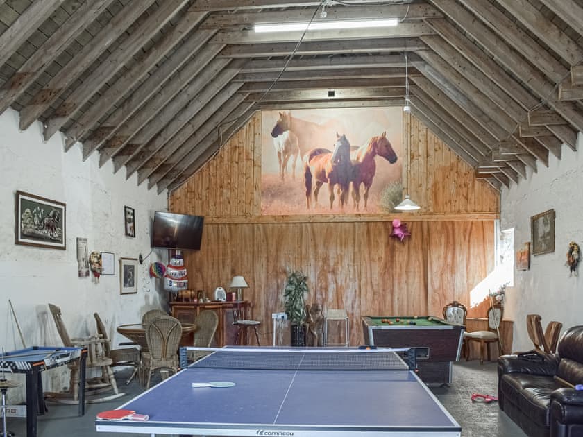 Activity | Old Barn Cottage - Cow Boy Holidays, Glasgow